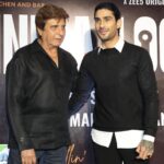 Prateik Babbar Instagram - at the success bash for #IndiaLockdown 🔥 celebrating 100 million watch minutes in the first 10 days 🔥 thank you so much for watching 🙏🏽 streaming now only on @zee5 & @zee5global ❤️ @imbhandarkar @jayantilalgadaofficial @penmovies @pjmotionpictures @pranavjain_official @real.amitjoshi @i_aradhana_ @rohitrkulkarni @_prat @saietamhankar @shwetabasuprasad11 @aahanakumra @hrishitaa_bhatt @grumpyoldbelawadi @manish_kalra_ @zee5 @zee5global p.s. - thank you for having us @chillinkitchenandbar @madclubindia @picturenkraftofficial ❤️