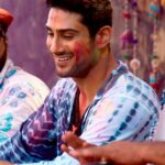Prateik Babbar Instagram - The only bartender we’d pick over shots! Drop a 🙌 if you agree!! #FourMoreShotsPlease S3, new season out now!