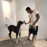 Prateik Babbar Instagram - #dawgs ♾️ Chico's Home