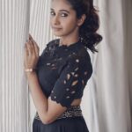 Priya Bhavani Shankar Instagram - Wishing you all an amazing year ahead 🖤 Happy Happy New Year to all of us! 🤗 Outfit:- @Maddermuch Acessories:- @suhanipittie Styling :- @shefalideora_ Assistant:- @Justmahnaz Photography : @arifminhaz Hyderabad,india