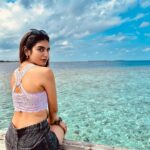 Priya Varrier Instagram - So this is what “Heaven on Earth” looks like!🌊 It’s been such a lovely experience here @dhigalimaldives and special thanks to the amazing team @pickyourtrail for curating the whole trip for me.💙 The water baby in me would be eternally grateful!🐬 Maldives
