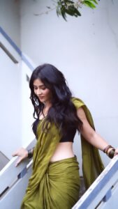 Priyanka Jawalkar Instagram - Grooving. 

#reelsinstagram #reels #reelitfeelit #reelsindia #tamil #telugu #bollywood #tollywood #kollywood