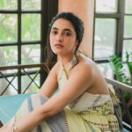 Priyanka Mohan Instagram - All that magic in the frame💫 Styled by @pallavi_85 @openhousestudio.in Outfit @shopverb Jewellery @mykreshya M&H @kalwon_beauty @puii_c_ammy 📸 @hunar.daga