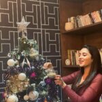 Priyanka Mohan Instagram - Wishing y’all a very merry Christmas 🎄 ❄️☃️ London, United Kingdom