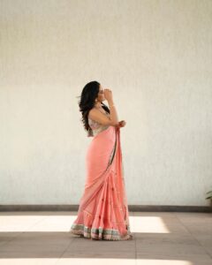 Priyanka Mohan Instagram - All things ✨

Styled by @shruthimanjari 
Wearing @gopivaiddesigns 
Jewellery @amrapalijewels 
M&H  @makeupbymoovendhar & @marella_makeupstudio 
Photos @anandudasphotography