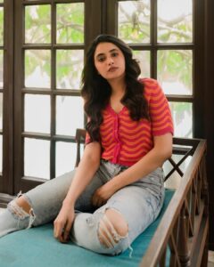 Priyanka Mohan Instagram - Dream of para-para-paradise 🍭🎶

Styled by @pallavi_85 @openhousestudio.in 
Photos @hunar.daga 
M&H @kalwon_beauty @puii_c_ammy