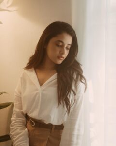 Priyanka Mohan Instagram - 🤎

📸 @vasanthphotography 
M&H @kalwon_beauty 
Styling @stay__slay