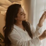 Priyanka Mohan Instagram - 🤎 📸 @vasanthphotography M&H @kalwon_beauty Styling @stay__slay