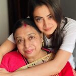 Priyanka Mondal Instagram – অনেক ফুটেজ খেয়ে শেষমেশ ছবি তোলার জন্য যখন রাজি হলেন
মা ♥️
#priyankamondalofficial Nadia