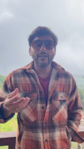RJ Balaji Instagram - At last Panjumittai is free...!! @swiggyindia
#SwiggyGenie #HelpingHand #HereToHelp #ChennaiGetsGenie #NeedGenie #ChillDaMachaan #Superstar #NoStressMachi #ViduMachiGenieIrukku #SwiggyGenie #HelpingHand