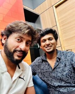 RJ Balaji Instagram - I Love you @lokesh.kanagaraj ❤️
#SingaporeSaloon