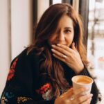 Raashi Khanna Instagram - Fresh and chilly Paris morning ☕️