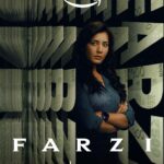 Raashi Khanna Instagram - A con that won't stay hidden under the covers for too long..! #Farzi #FarziOnPrime @primevideoin @rajanddk @shahidkapoor @actorvijaysethupathi @kaykaymenon02 @itssmeamol @bhuvanarora27 @mensit @iamsumankumar @d2r_films