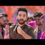Raghav Juyal Instagram - Eid ki celebration hum laa rahe hai Punjabi-style!🎉 #OBalleBalle song out now! @beingsalmankhan @hegdepooja @venkateshdaggubati @farhadsamji @sukhbir_singer @alwaysjani @kumaarofficial @djharshitshah @iamjaggubhai_ @bhumika_chawla_t @singhvijender #AbhimanyuSingh @thesiddharthnigam @jassie.gill @shehnaazgill @palaktiwarii @vinali_bhatnagar @vmanikandandop @shamiraah28 @skfilmsofficial @zeestudiosofficial @zeemusiccompany