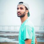 Raghav Juyal Instagram - Throwback to when @raghavjuyal joined the squad @beachwarriorsindia for celebrating 211th week of Beach Clean-up day. PC- @photostory_studio