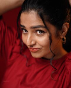 Rajisha Vijayan Instagram - Who said Red can’t be fun! ♥️

@house_of_vandy @jiksonphotography  @rizwan_themakeupboy