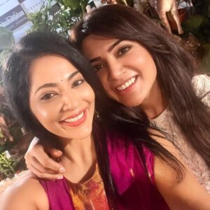 Ramya Subramanian Instagram - A giant shoutout to our fabulous @samantharuthprabhuoffl 
for rebuilding herself and coming back stronger and more beautiful than ever !!
♥️

You are the wonderful combination of being a goddess and a badass and you’ve totally got this Sam !!! More Power To You ♥️🤗💯💪🏻🔥👍🏻