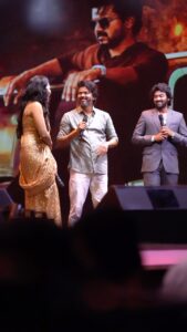 Ramya Subramanian Instagram - Happy New New 2023 Nanbaaas and Nanbiiis ♥️☺️🤗!!!

Are you getting ready to celebrate the first day of 2023 with me watching #VaarisuAudioLaunch @suntv today at 6:30pm IST 🥳🥳🥳!

#HappyNewYear2023 #NewYearFirstDay #2023 #ItsTime #TheeThalapathy #Vaarisu