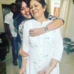 Ranjini Haridas Instagram - I love these clicks with the birthday girl @ckjayalakshmi24 !!!❤️❤️❤️ @ranjinijose #biryhdaygirl #us #cuteclicks #happypeople