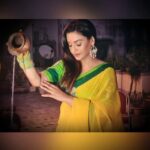 Rati Pandey Instagram - Aap sabhi ko chatth puja ki hardik shubh kamnayein (happy chatth puja)🙏😊..The sunset puja 🌅 . . #chatthpuja #patnadiaries #peace #prosperity #happiness💕 #gratitudepractice #patna #bihar #patnaites #chatthpuja2021 #familytime #ratipandey