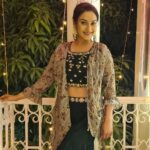 Rati Pandey Instagram - From the gallery @yashikaprincesss . . #diwali20021 #festivelook #womensfashion #yashika #ratipandey #lights #patnadiaries