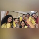 Rati Pandey Instagram - Happy Diwali from us to you all ❤❤ . . #celebrations #family #diwalivibes✨ #sweethome #gratitudeistheattitude #loveallaround #diwali2021 #patnadiaries #ratipandey