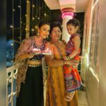 Rati Pandey Instagram - Happy Diwali from us to you all ❤❤ . . #celebrations #family #diwalivibes✨ #sweethome #gratitudeistheattitude #loveallaround #diwali2021 #patnadiaries #ratipandey