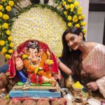 Rati Pandey Instagram - Ganpati bappa moriya,agley baras tu jaldi aa🙏 . . . #ganeshchaturthi2022 #gratitudeattitude #ratipandey #thankyoubappa