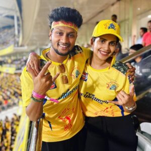 Raveena Daha Instagram - IPL celebration with my darlings 🥳❤️
One of the most funfilled day ever 🥳🥳🥳
#csk #yellowlove 💛
@im_raveena_daha @kuraishi_the_entertainer @samyuktha_shan @yashikaaannand