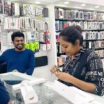 Rebecca Santhosh Instagram - വൈകി വന്ന വസന്തം 🥰 #birthdaygift 💖 @sreejithvijayanofficial . . Thank u @apstore_cochin . . Costume : @bybbecca