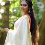Rebecca Santhosh Instagram - 💖 . . . Saree : @bybbecca MUH : @rajusha_make__over Designer: @_parvathy_praveen_ PC : @nithin_c_nandakumar