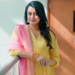 Reenu Mathews Instagram - Sunshine yellow 💛🩷 @vibethinks . . #reenumathews #summervibes #summercolors #summeroutfit Emirate of Dubai