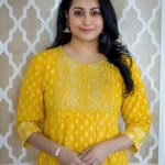 Reenu Mathews Instagram - Yellow Yellow 💛 Summer is here... Thank you @zaibee__ for this lovely salwar 🤗 @vibethinks . . #summeroutfits #comfyoutfit #yellowlove #reenumathews Emirate of Dubai