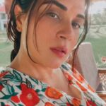Richa Chadha Instagram - Went to @amaltamaraayurveda in Allepey for a mini vacay. People from all over the world flock to Kerala for Ayurveda ! They get you to consult with an Ayurvedic doctor, who recommends what you should eat and what treatments you take! Lemme tell you for a “detox” place they do feed you a LOT, all vegetarian and satvik and so tasty, made lovingly by very experienced chefs! The place is gorgeous, overlooking the water, abundant in nature and beauty! Took a lot of Ayurvedic massage treatments too by the very capable Nithu and Aditya🫀🫶🏽! It was so quiet, spent time with family…all you could hear was nature and silence! ❣️🥰 Don’t miss the unmistakable post - massage glow in the last shot! Tomorrow I’ll post about the culture we got to soak in! . . . . #Detox #ayurveda #Kerala #travel #RichaChadha #famJam #Silence #nature #yearend