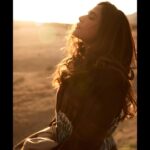 Richa Chadha Instagram - सर्दी की धूप ! . . . . . . . . . Photo @denyrajput #wintermatlabsmoghainayaaron #winter #richachadhalatest #whyareyoureadingmyhashtags