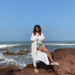 Ridheema Tiwari Instagram – Unsung Melody on my mind 

#sagarkinare #dayatthebeach Aswem Beach, Goa