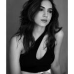 Ritu Varma Instagram - Belong to yourself first, the world can wait 🕊️