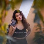Riya Deepsi Instagram - Hey peeps , stop peeping 😜 📸 @darshanpanchalphotography99 #photoshoot#explorepage#explore#style#fashion#instagram#trendit