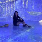 Riya Deepsi Instagram - Dear Vincent, I saw you in those paintings. I felt you in the moment. I could sense your calm and your frenzy energy in your colours, in your strokes. You have portrayed your mind beautifully. If only you knew how many you will inspire. You struggled so much just to prove yourself that you are worth it. You were, you were much more than you thought about yourself. Maybe they didn’t see it, maybe you didn’t feel it but your brother saw it in you. Your loved ones knew it and maybe you knew that. If only you believed it. In the midst of beautiful field you felt darkness but there was a time when in the dark you were able to see the lights. Starry starry night will always stay with us. I know you were not able to see anything else but the end. Only if you knew that your end was your new beginning. You were way ahead of your time that’s why they didn’t understand you but I hope you know that the whole world is celebrating you today and forever. Yours truly, Artist #vangogh#mumbai#paintings#starrynight#explore#explorepage Mvirdc World Trade Center Mumbai