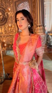 Riya Sharma Instagram - Thike ji? 💫

#reels #reelitfeelit #reelsinstagram #mashooka #trendingreels #trendingsongs #trendingaudio #trending