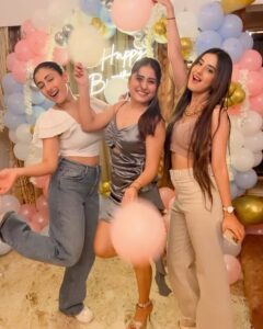 Riya Sharma Instagram - Tb to my @ulkagupta ‘s birthdayyy 🤍🤍
Shame I don’t have any good pictures from that day apart from this 🥲

P.s. Cheers to these fun energetic souls and absolute cuties @ulkagupta @sumbul_touqeer @priyamallickofficial @nidhibhavsar_official @poojaa_singh_ @guptainji 🤍🤍

#blessedwiththebest #throwback #girlgang