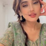 Riya Sharma Instagram - Aa Gaya swaad? 🙂 #reelitfeelit #reels #reelsinstagram #trending #trendingreels #trendingaudio