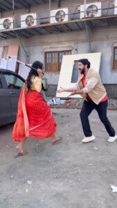 Rohit Suchanti Instagram - Galat insaan se panga liya hai 🤣🤪🤣

#reels #funnyreels #rishmi