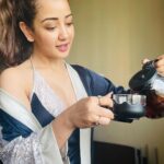 Roshmi Banik Instagram – Tea anyone? 🫖☕️
.
.
.
.
#saturday #weekend #happy #tea #roshmibanik #viral #viralpost #foryoupage #fyp