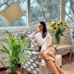 Roshni Chopra Instagram - #rohomemakeover ft @saritahanda ✨ a luxurious transformation to old furniture using textured neutral and monochromatic fabrics and accents by Sarita Handa . #rohome #interiordesign #interiorstyling #neutraldecor #mumbaihomes #upholstery #upcycling #decor collab thanks @pr.richagupta