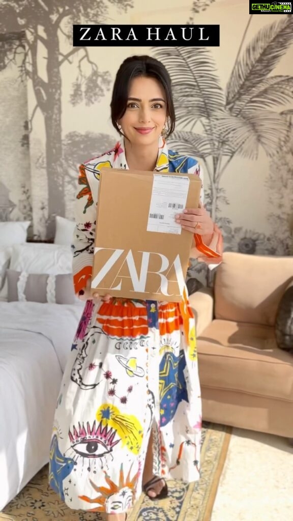 Roshni Chopra Instagram - NEW IN #zara - help me pick just one ? 💕✨🥰 (Yes this parcel really cheered me up !!) #zarahaul #zaradress #summeroutfit #shopping
