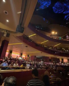 Roshni Chopra Instagram - Broadway in the Bay 🎵❤️✨ This is us at the opening night of The Sound of Music Musical at @nmacc.india - what an incredible venue I’m still pinching myself to believe this exists in mumbai ! And to witness an iconic broadway musical in my own city (my absolute favourite part was the live orchestra 🎻🎹🎷) the heart is full of Joy ! 

#TheSoundOfMusicAtNMACC
#NitaMukeshAmbaniCulturalCentre
#TheSoundOfMusicGlobalTour