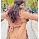 Roshni Prakash Instagram - And I think to myself, what a wonderful world. 🫶✨ London, United Kingdom