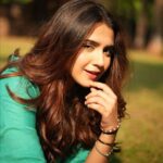 Roshni Walia Instagram - If I had an option to speak to my childhood self I would just tell lil roshni god and the universe has so much planned for you✨ I wouldn’t want my life any other way I’m so grateful for everything I have in life… Be it my fans, family, friends, team whoever I have encountered in my life I’m so thankful to each one of you You all mean the world to me And I’m sure lil roshni is also very proud of me 💓 Just a reminder to love yourself and be grateful for what you have 🥰 No matter how much I thank you all and god it would never be enough Forever grateful 🥹 🧿🔚 India