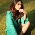 Roshni Walia Instagram - All my feels ☀️ . . . Photography- @ziaulhaque Styled by - @_heena1396 . . . #fashion #sunlight #postive #feels #photooftheday #instagram #nike #sneakers #jordan #roshniwalia #green #explore #foryou ☀️🔚 India